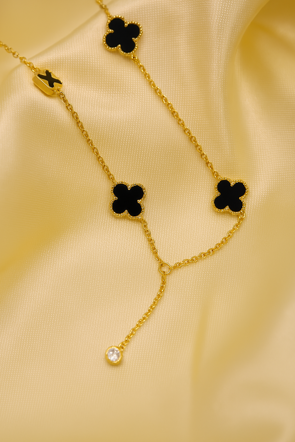 Éclora Necklace