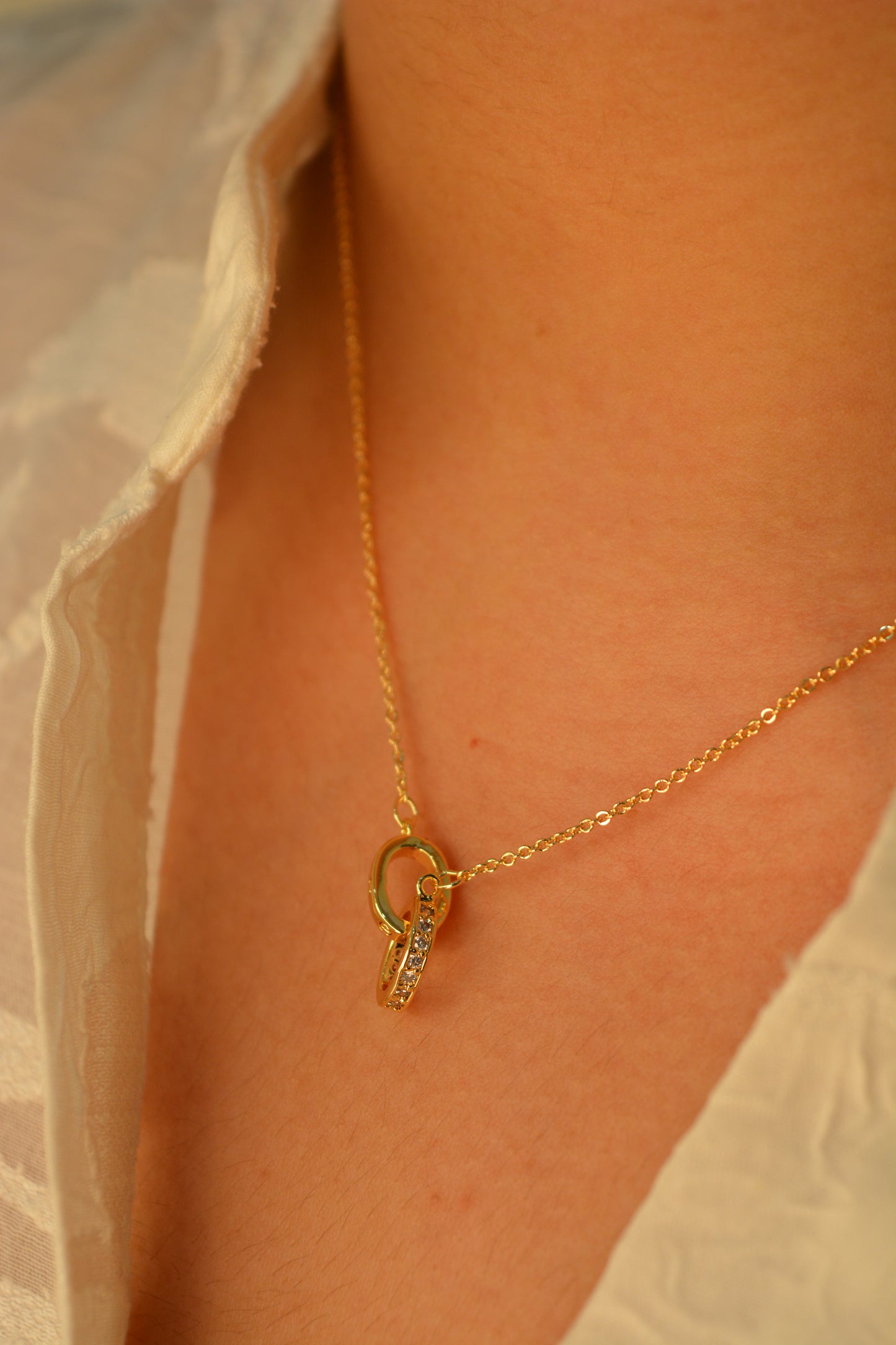 ETERNAL BOND NECKLACE