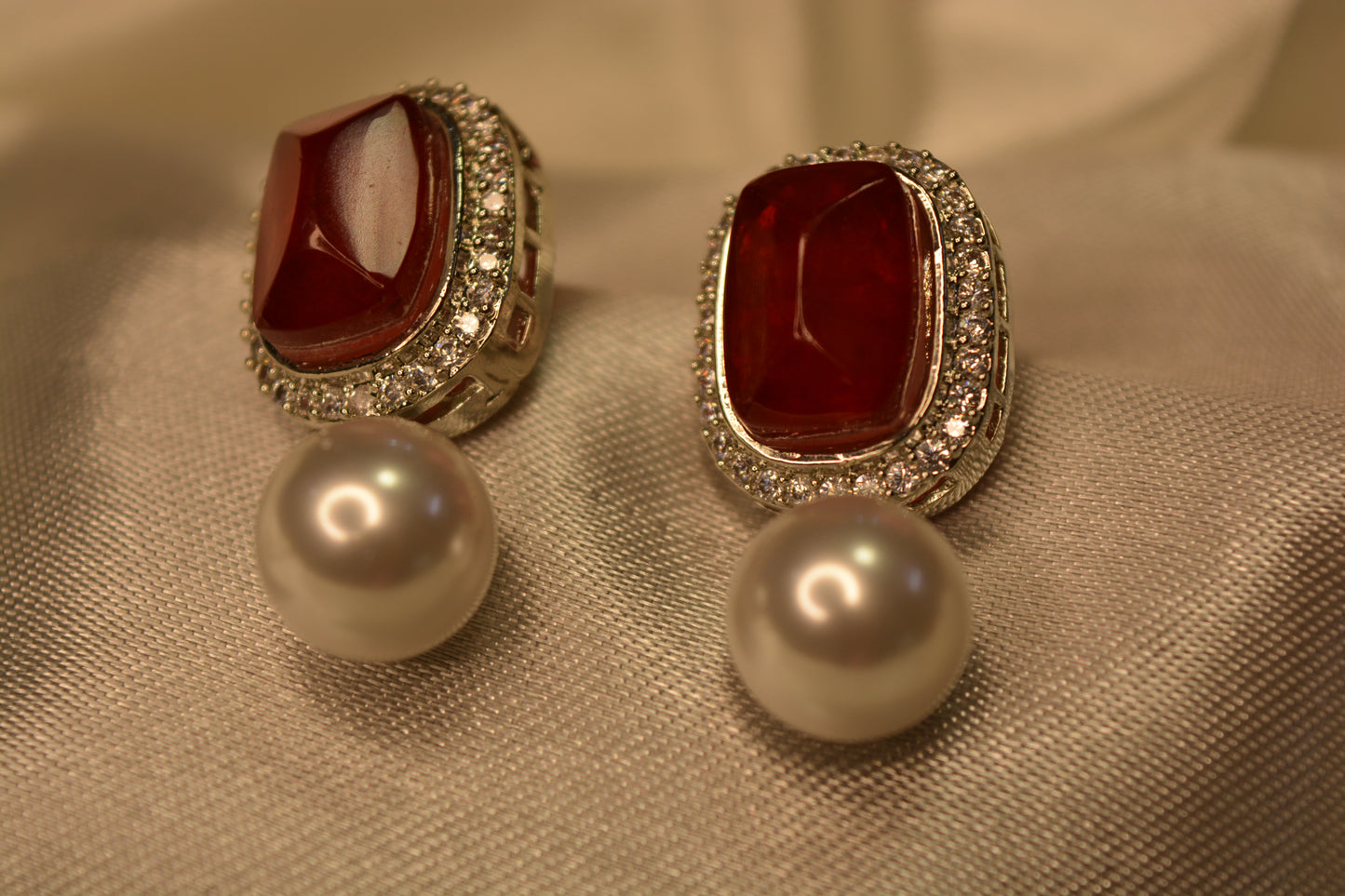 VIGNYA EARRINGS