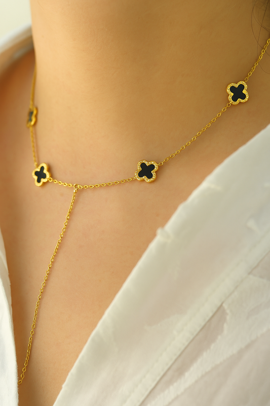 Éclora Necklace