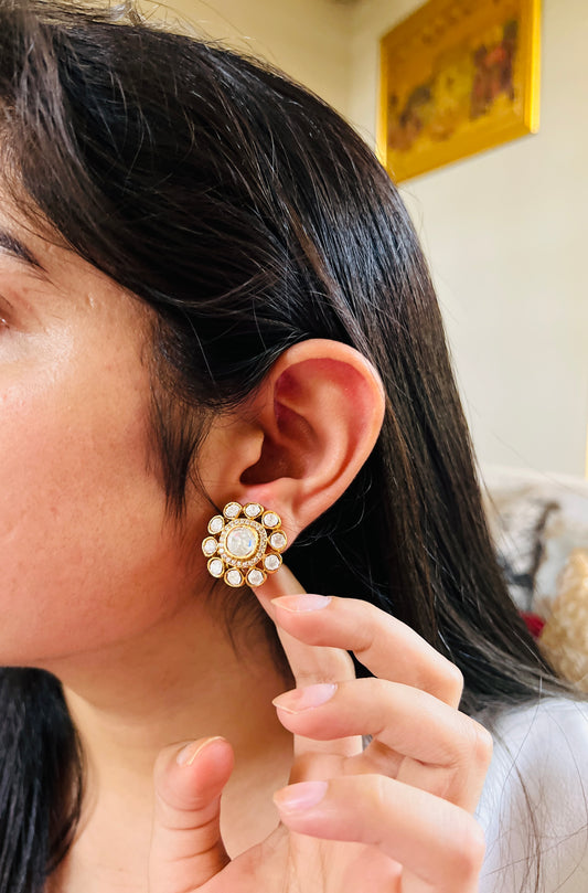 STATEMENT EARRINGS